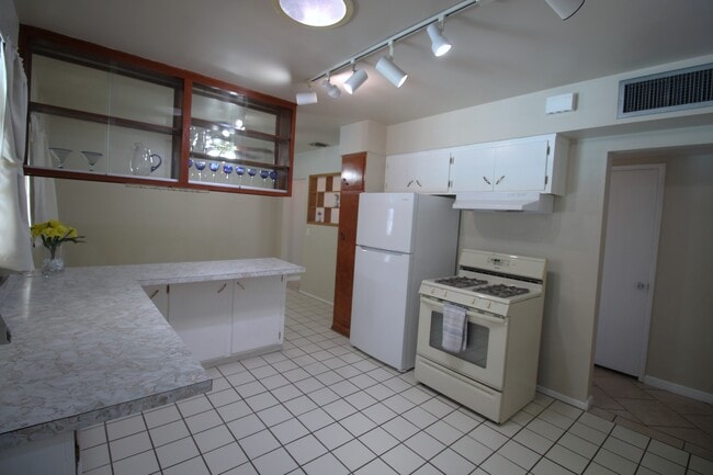 Foto del edificio - 1427 W 7th St