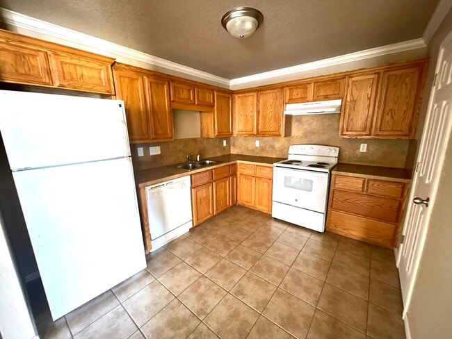 Building Photo - 1208 Powder River Dr