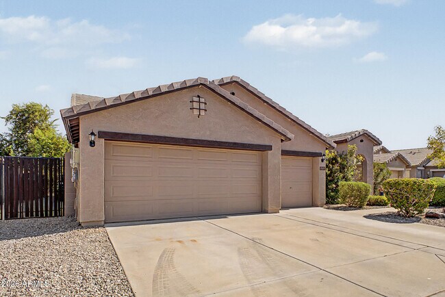 Foto del edificio - 25537 W Forest Grove Ave