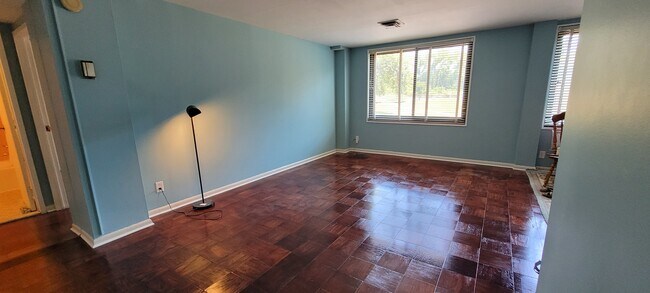 Foto del edificio - 3450 Toledo Rd