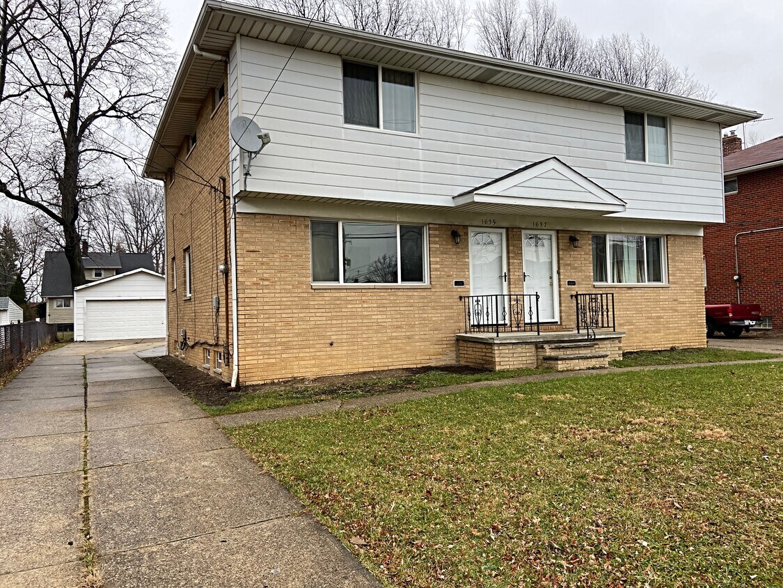 1635 Drenik Dr Unit 1635, Wickliffe, OH 44092 Apartments in Wickliffe