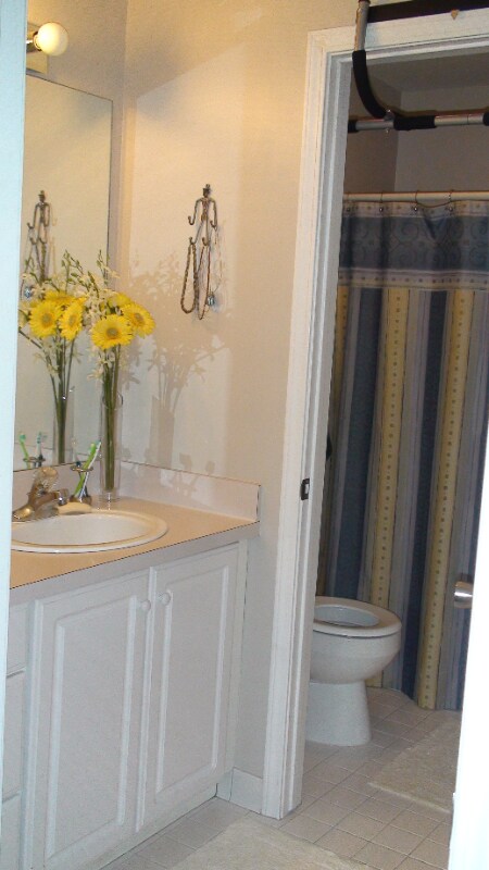 Foto del edificio - 495 W Lincoln Ave