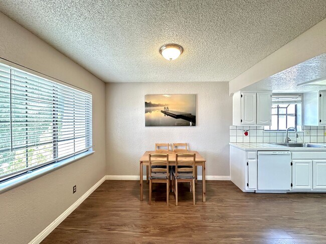 Foto del edificio - Park West Condo