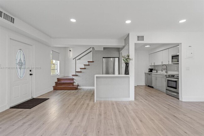 Foto del edificio - 10401 NE 2nd Ave