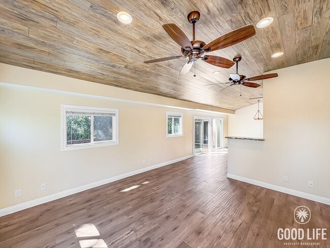 Foto del edificio - Newly remodeled 4bed/2bath home w/upgrades!