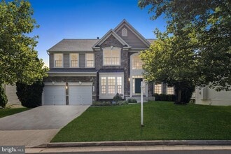 Building Photo - 44217 Navajo Dr