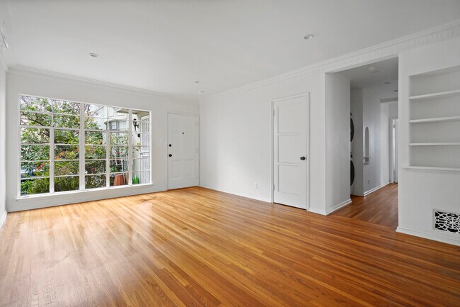 Foto del edificio - 4707 Finley Ave
