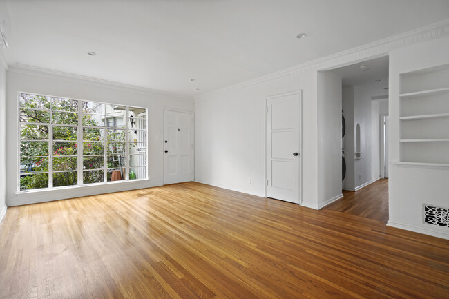 Building Photo - 4707 Finley Ave