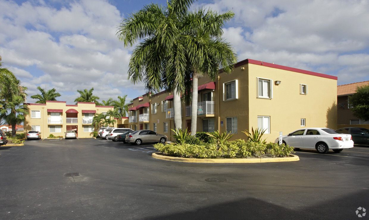 Primary Photo - Mary's Apartments