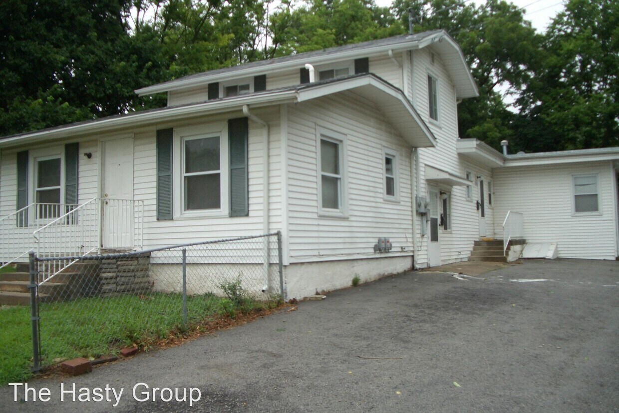 Primary Photo - 2 br, 1 bath House - 5918 Leavenworth Rd A