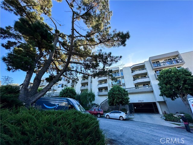 Building Photo - 28121 Highridge Rd