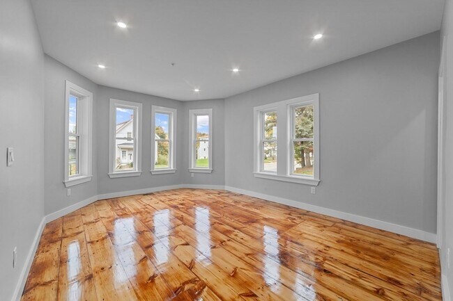 Foto del edificio - 376 Chestnut St