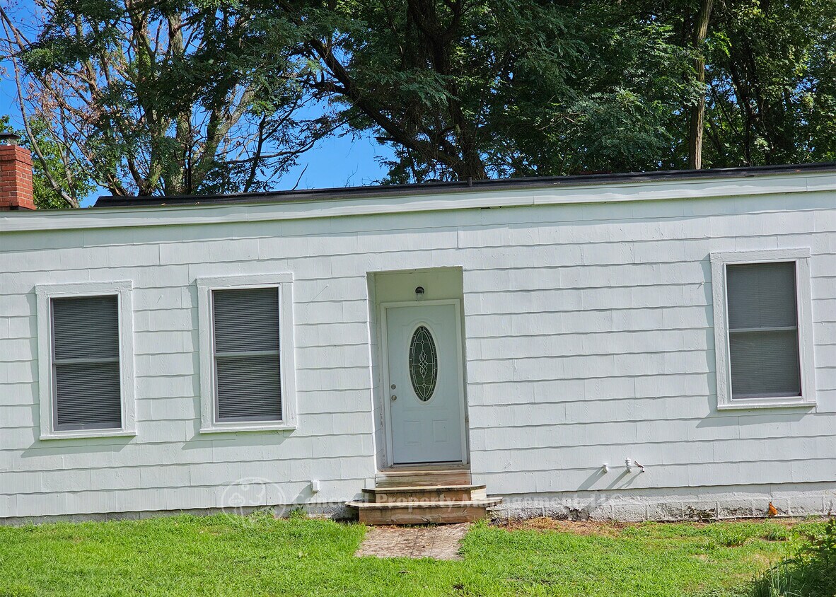 2300 Vandermast Rd, Essex, MD 21221 House Rental in Essex, MD