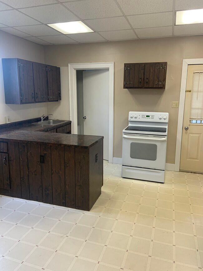 Foto del edificio - 405 Blaine Ave