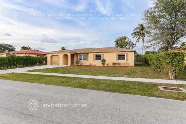 Foto del edificio - 10685 Ember St