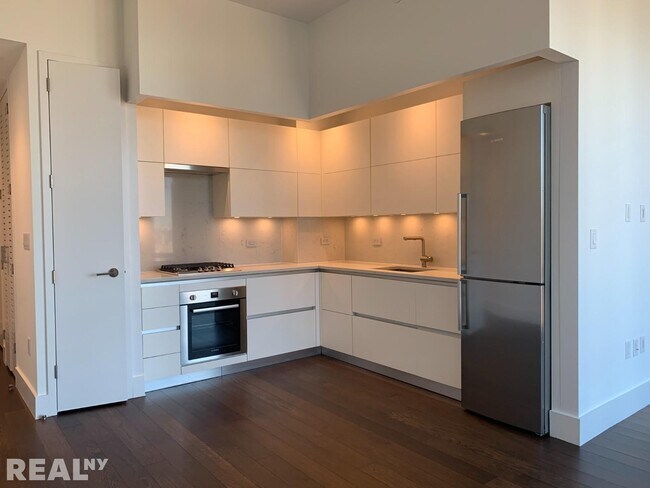 Foto del edificio - 222 East 44th Street