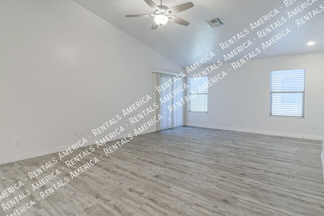 Foto del edificio - 12532 W St Moritz Ln