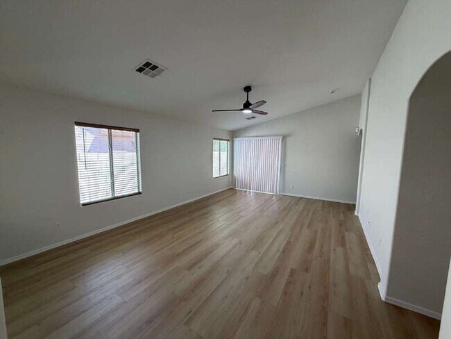 Building Photo - 44245 W Snow Dr
