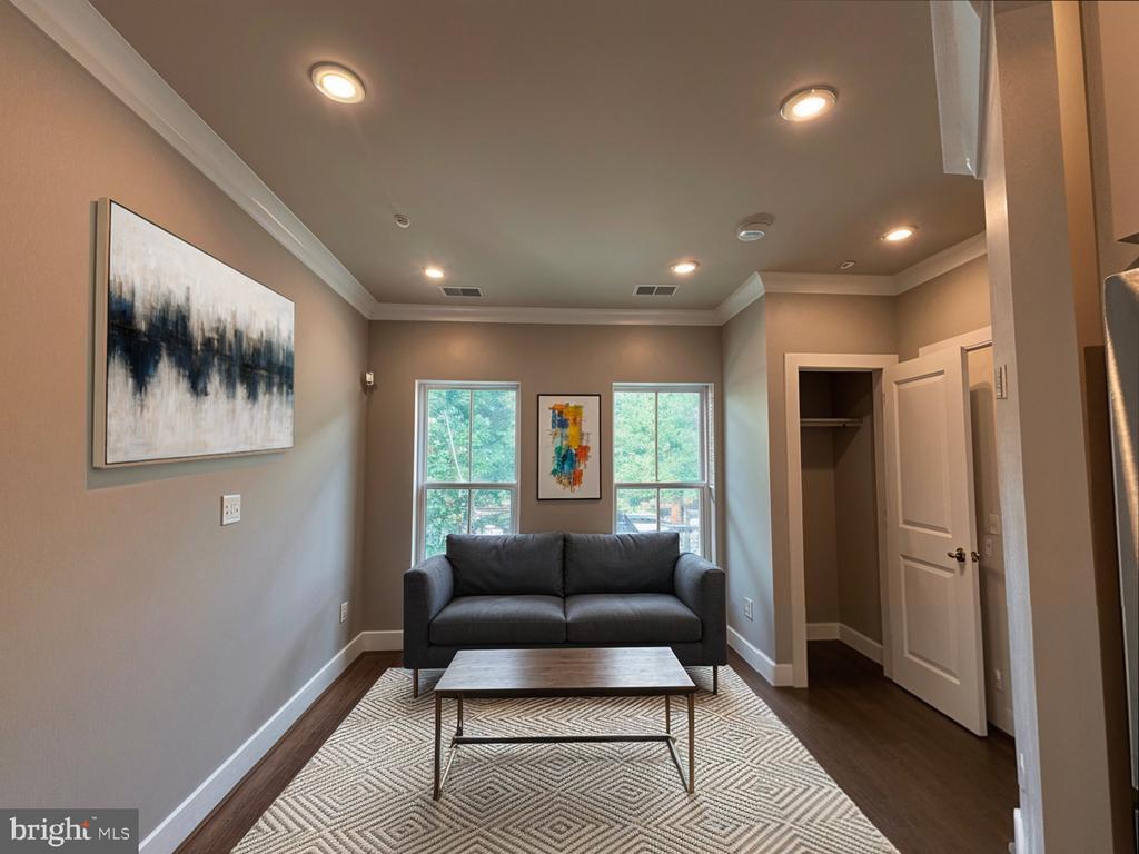 Foto principal - 915 Elder St NW