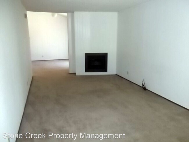 Building Photo - 2 br, 1 bath House - 3021 Blue Star Ct.