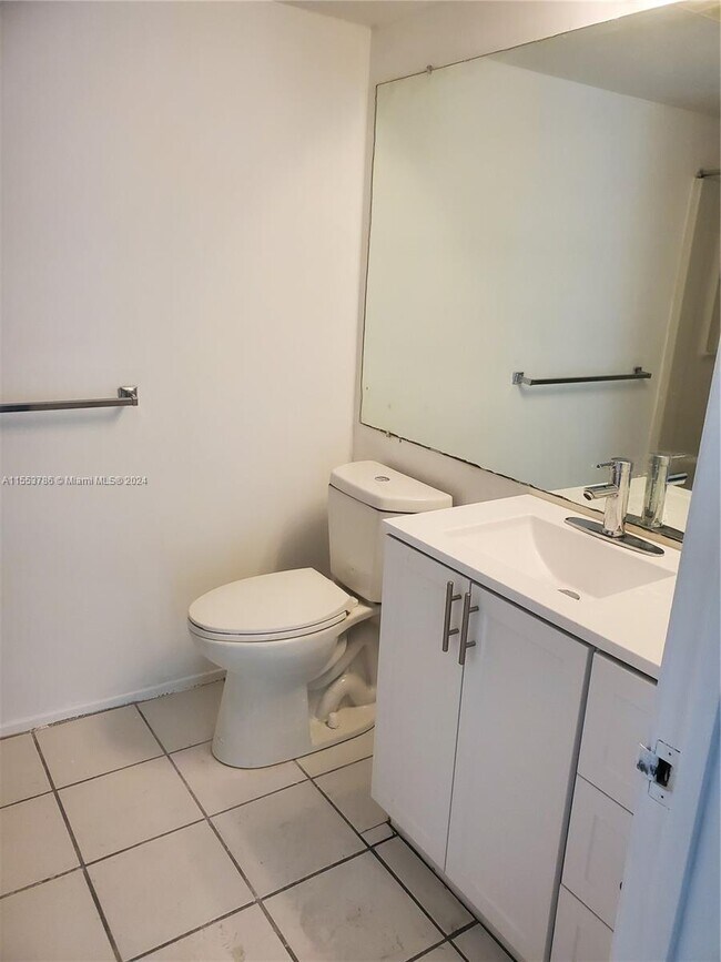 Foto del edificio - 3256 Coral Lake Ln