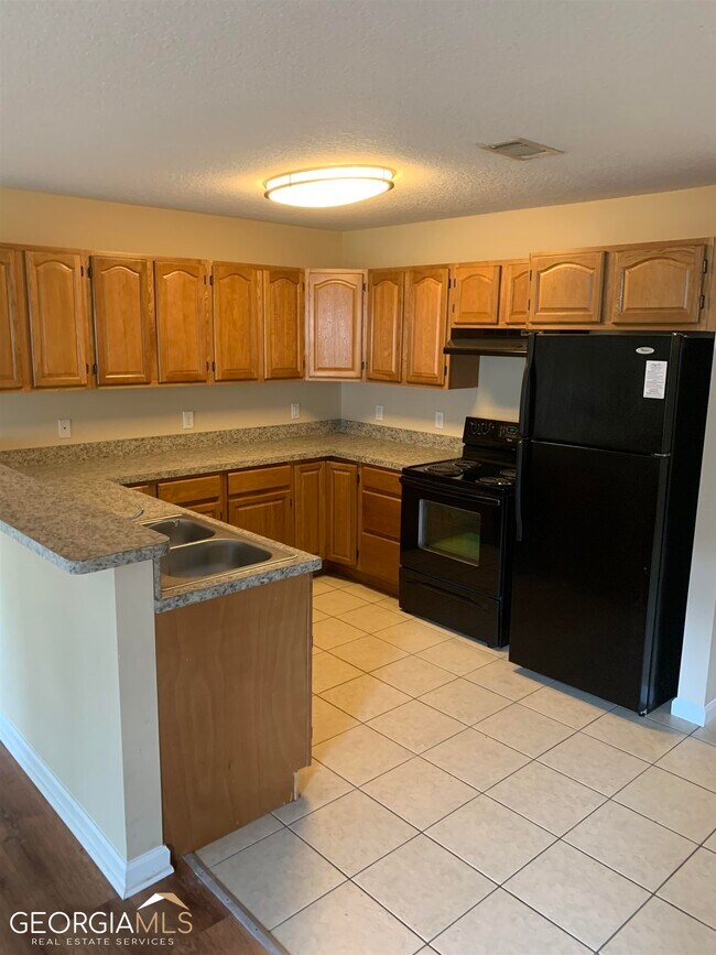 Building Photo - 103 Deep Bay Cir