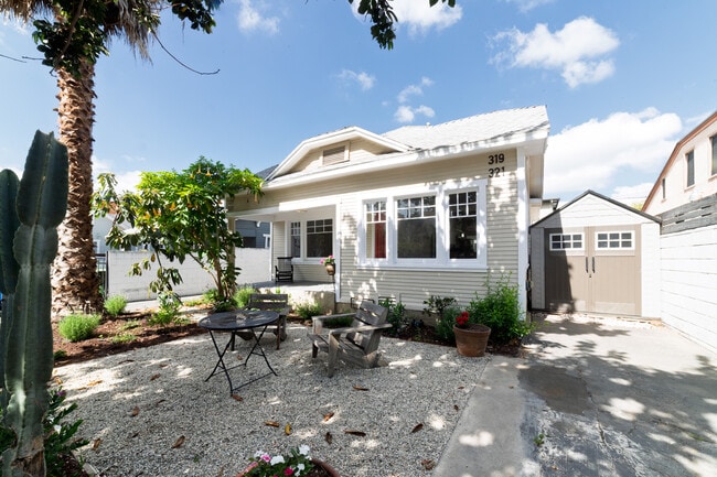 Building Photo - 321 Heliotrope Dr
