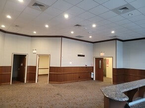 Building Photo - 324 W 125th St