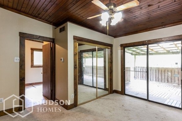 Building Photo - AVAILABLE NOW! - 5315 Thomas Road, Georget...