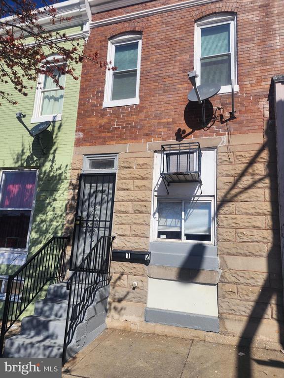 Building Photo - 2702 Wilkens Ave