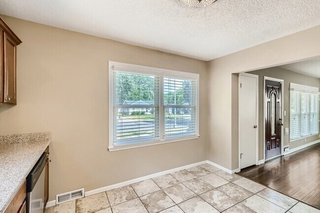 Building Photo - 6514 Stevens Avenue, Richfield, MN, 55423