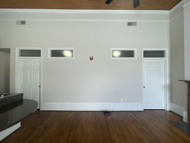 Foto del edificio - 470 Poplar St