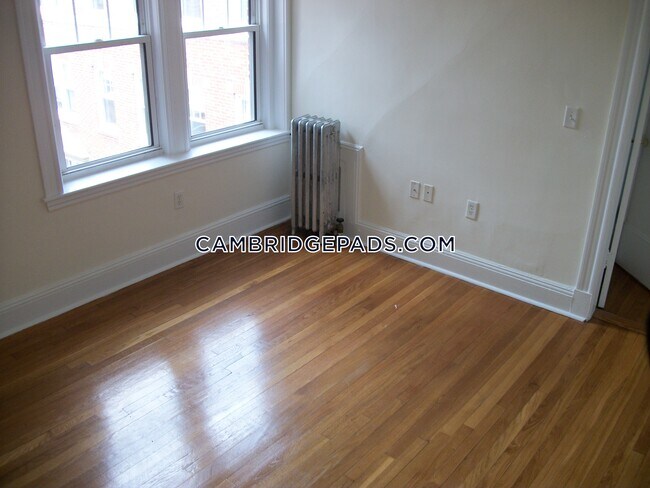 Building Photo - 20 Chauncy St