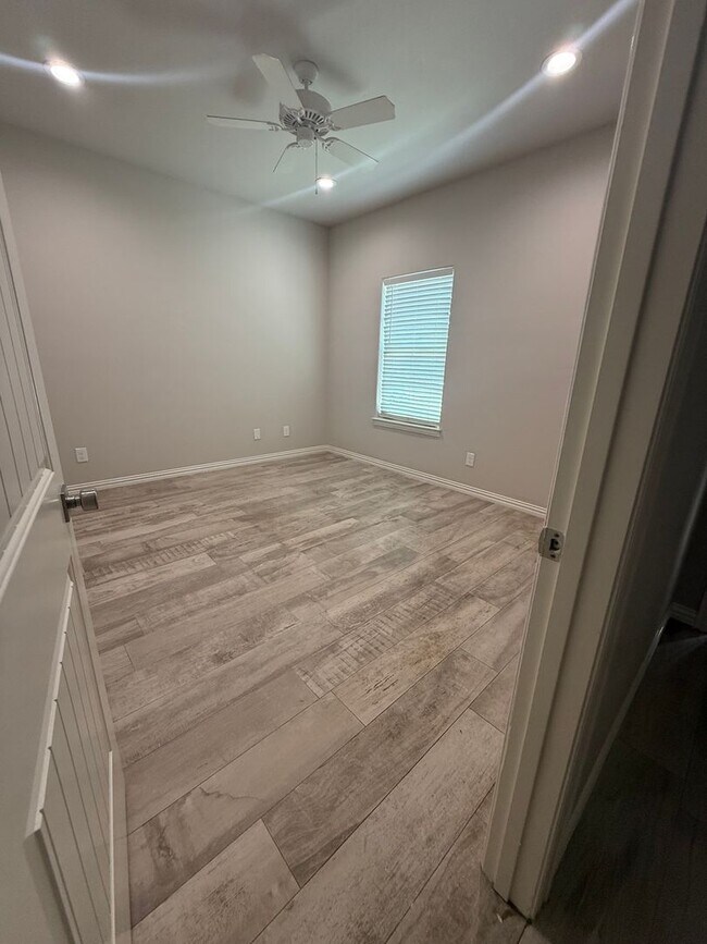 Foto del edificio - 1812 Brookhaven Dr