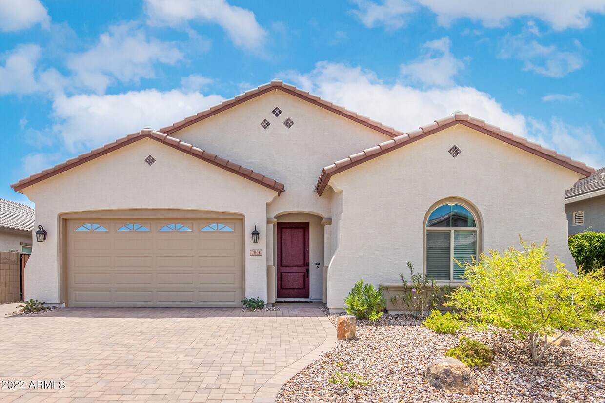 2813 Wilcox Playa Dr, Queen Creek, AZ 85142 House Rental in Queen