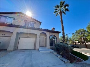 Building Photo - 2611 Glen Green Ave