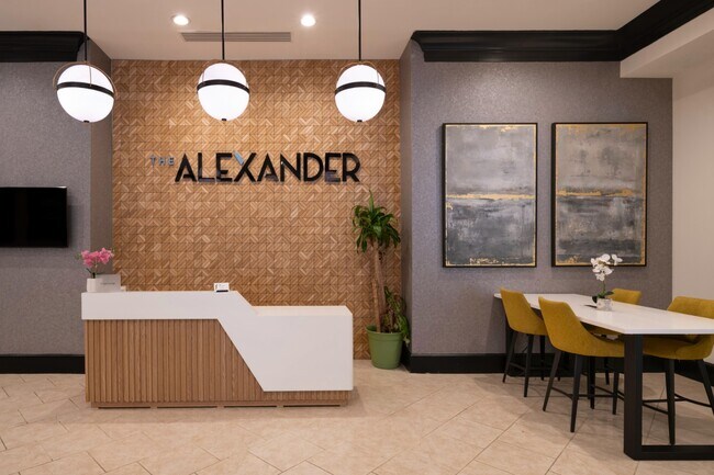 Foto del edificio - The Alexander Apartments