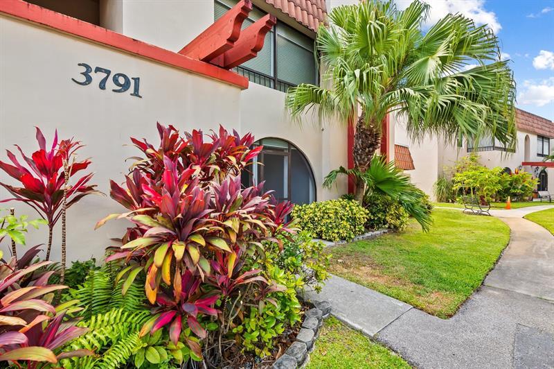 Foto principal - 3791 NW 84th Ave