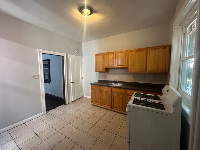 Foto del edificio - 4326 N Franklin St