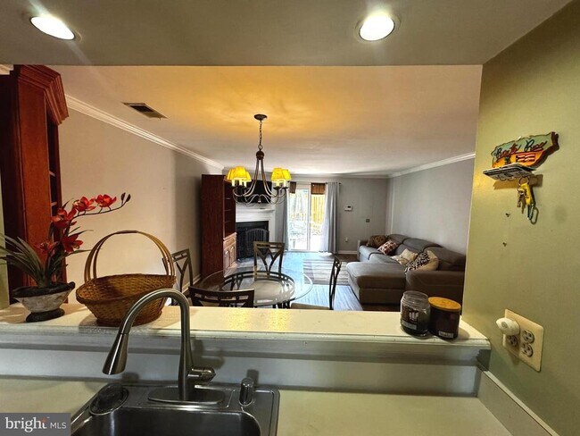 Foto del edificio - 3804 9th Rd S