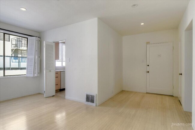 Building Photo - 66 Bret Harte Terrace