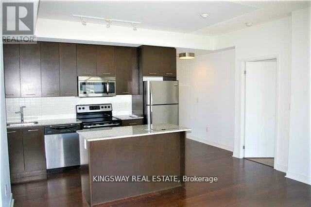 Photo du bâtiment - 365 Prince of Wales Dr