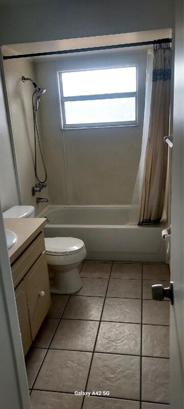 Foto del edificio - 2039 Woodbridge Ln