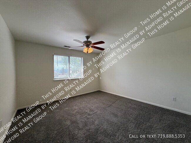 Foto del edificio - 6780 Pahokee Ct