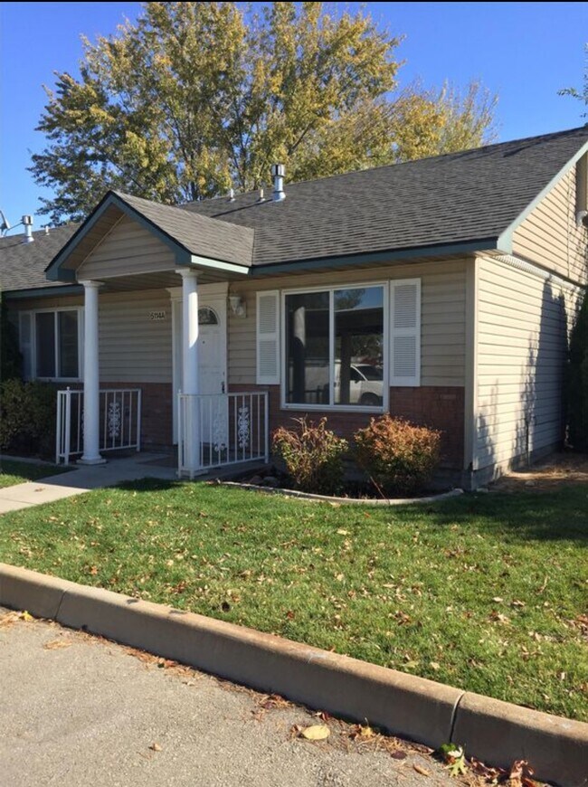 5114 Alworth St, Garden City, ID 83714 Townhome Rentals in Garden