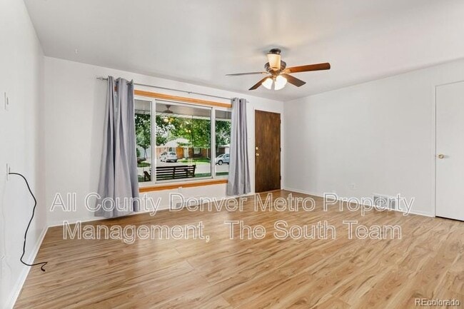 Photo - 4120 S Inca St House