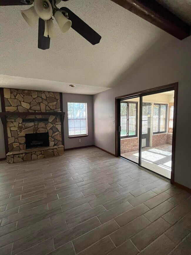 Building Photo - 310 Bimini Way