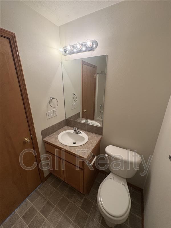 Building Photo - 18716 E Augusta Ct