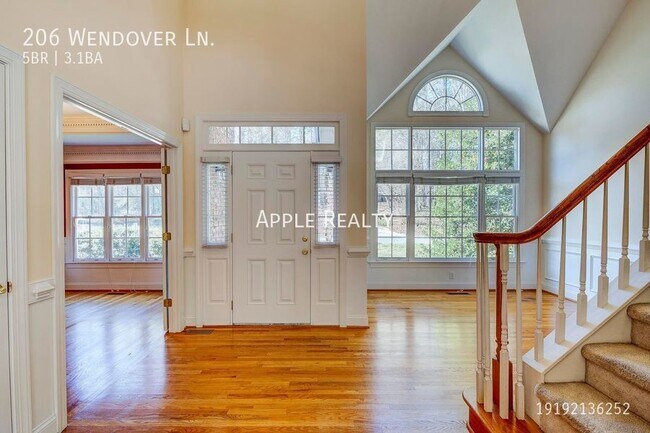 Building Photo - 206 Wendover Lane-Available Now!