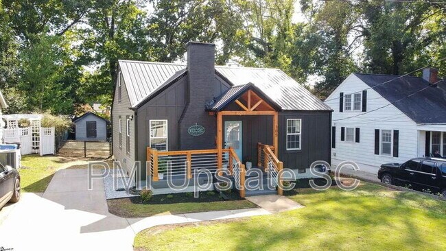 Building Photo - 105 McMakin Dr